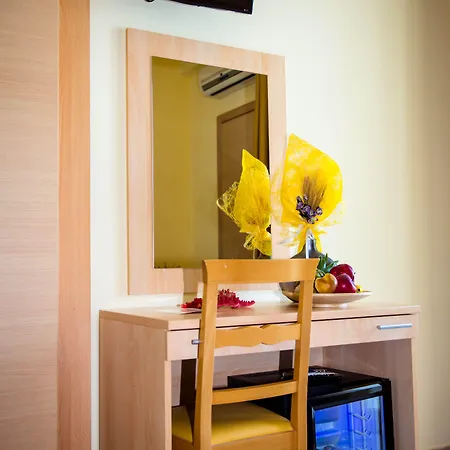 Caggiari 3* سينِغاليا