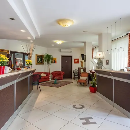 Caggiari 3* سينِغاليا