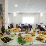 卡吉阿里酒店