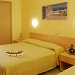 卡吉阿里酒店