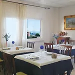卡吉阿里酒店 3*