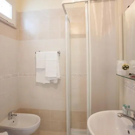 Caggiari 3* Σενιγκάλια